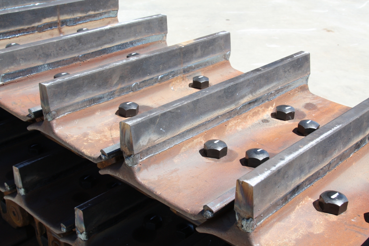 Get a Grip with Grouser Bar WestTrak New Zealand